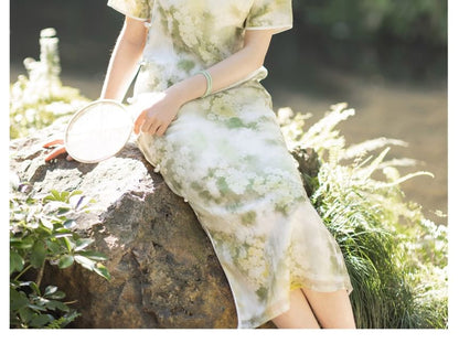 Short-Sleeve Floral Print Midi Qipao