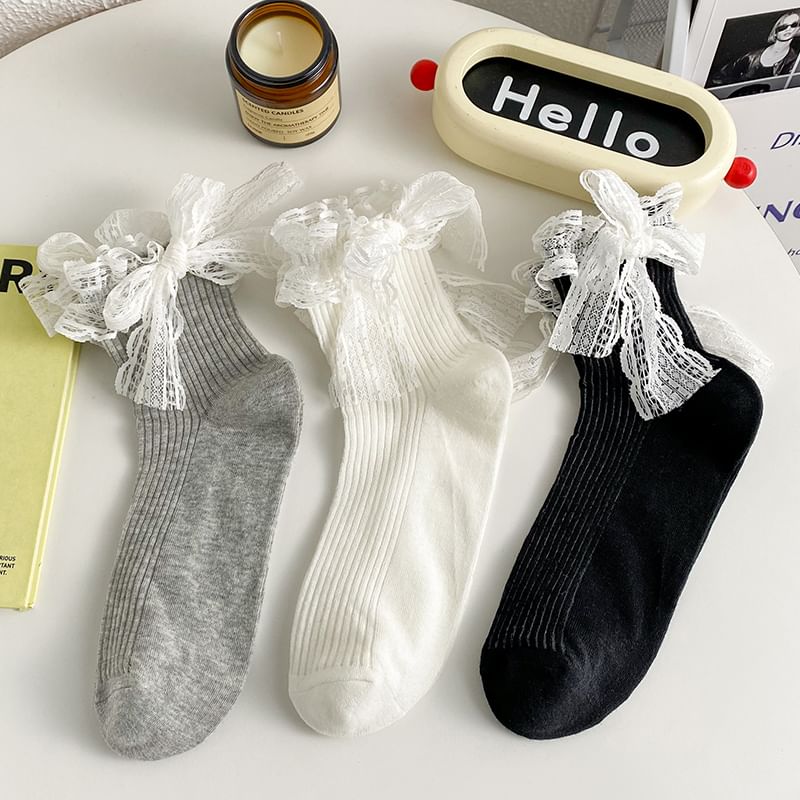Lace Trim Bow Socks