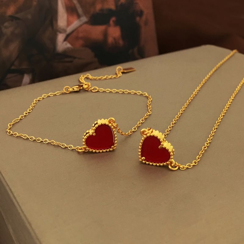 Heart Resin Pendant Alloy Necklace / Bracelet