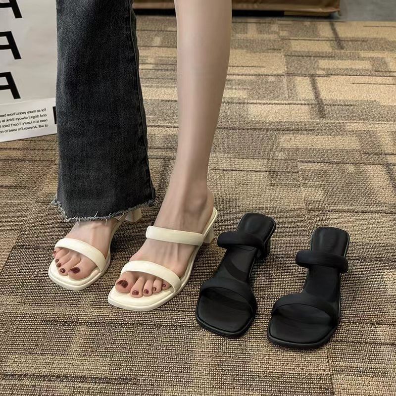 Low Heel Plain Sandals