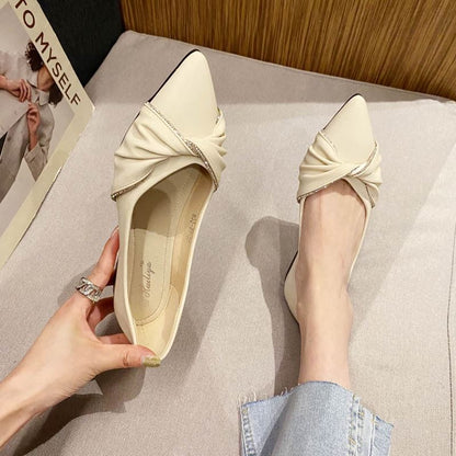 Pointed-Toe Rhinestone Flats Bow