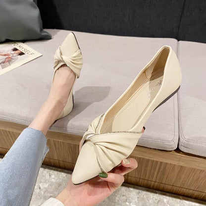 Pointed-Toe Rhinestone Flats Bow