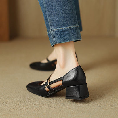 [42] Block Heel Pointy Sandals