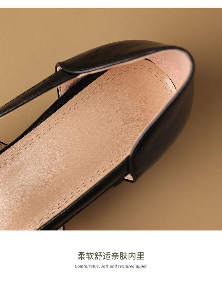 [42] Block Heel Pointy Sandals