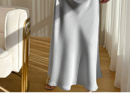 Thin Strap V-Neck Simple Backless Satin Maxi Shift Dress