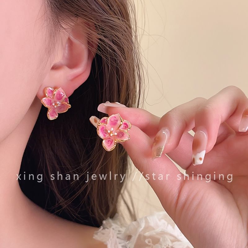 Ear Floral Clip-On Earring Glaze / Stud