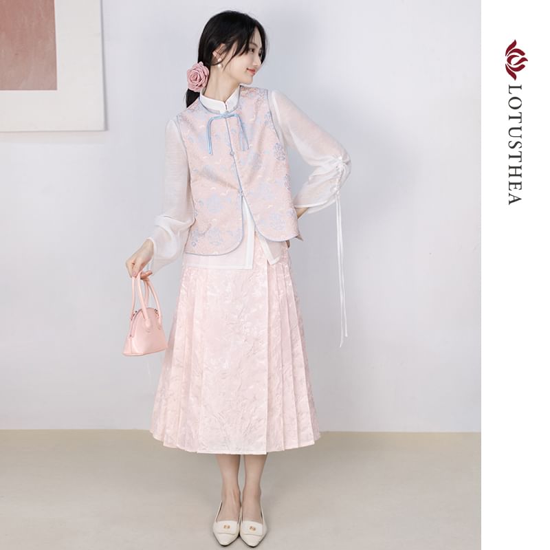 Puff-Sleeve Plain Blouse / Frog Buttoned Hanfu Vest / High Waist Mini Pleated A-Line Skirt