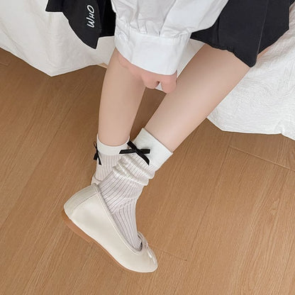 Bow Accent Socks