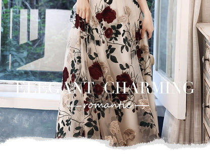 Embroidered Sweetheart Short-Sleeve Panel Dress Gown / Evening A-Line Cocktail Floral Neckline