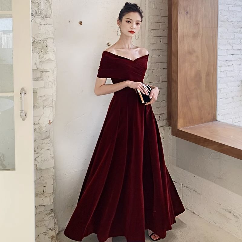 Short-Sleeve Off Shoulder Plain Ruched A-Line Evening Gown / Cocktail Dress