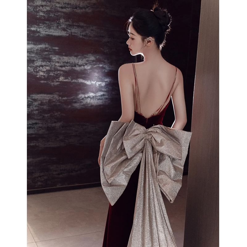 Evening Velvet Gown Bow Strap V-Neck Spaghetti Trumpet