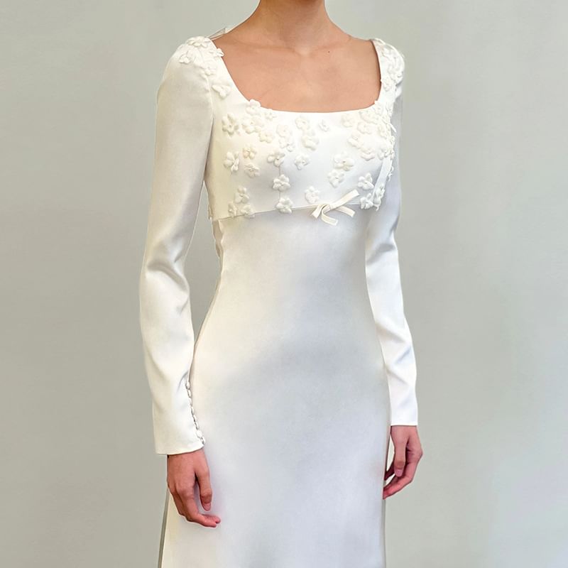 Long-Sleeve Gown Wedding Flower Sheath