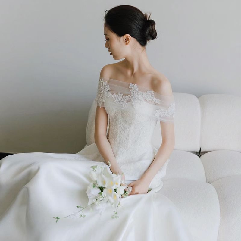 Off Shoulder A-Line Gown Wedding Lace