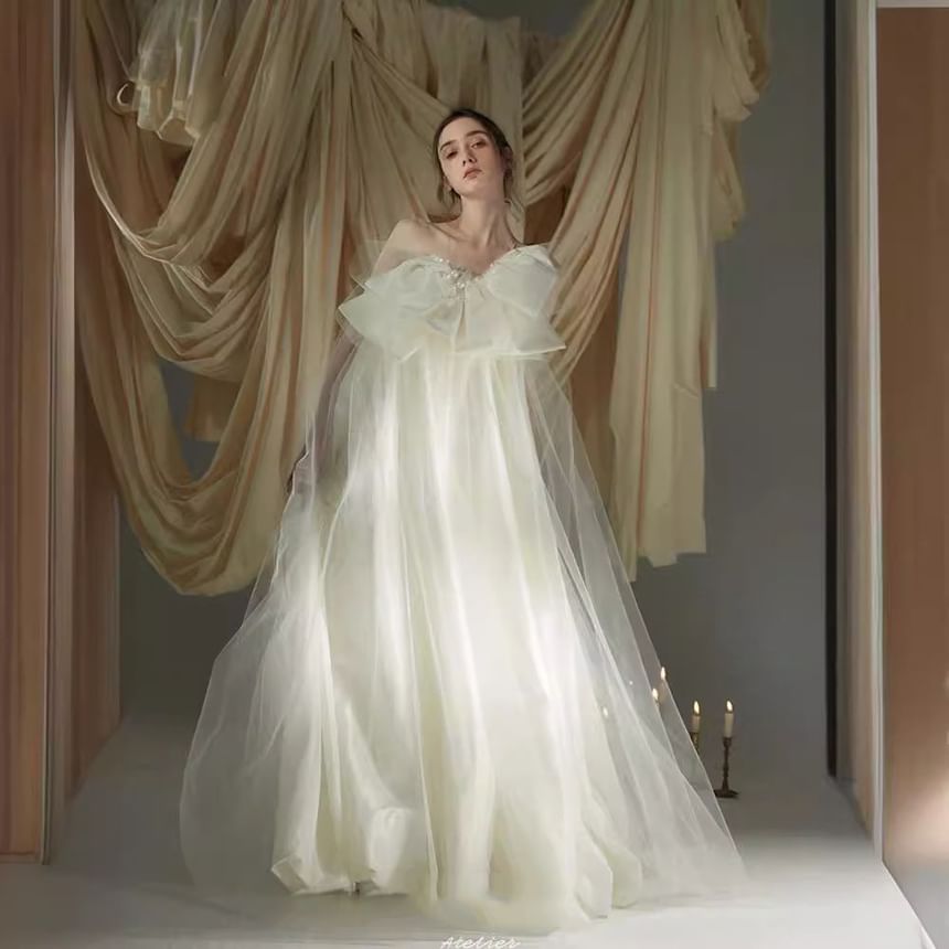Plain Wedding Gown A-Line Bow