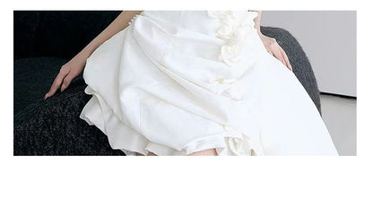 Floral Back Strapless Deep Wedding Gown