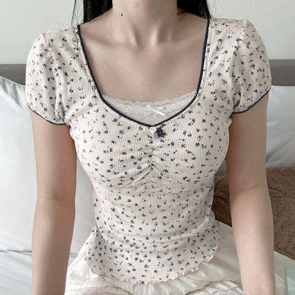 Short-Sleeve V-Neck Floral T-Shirt