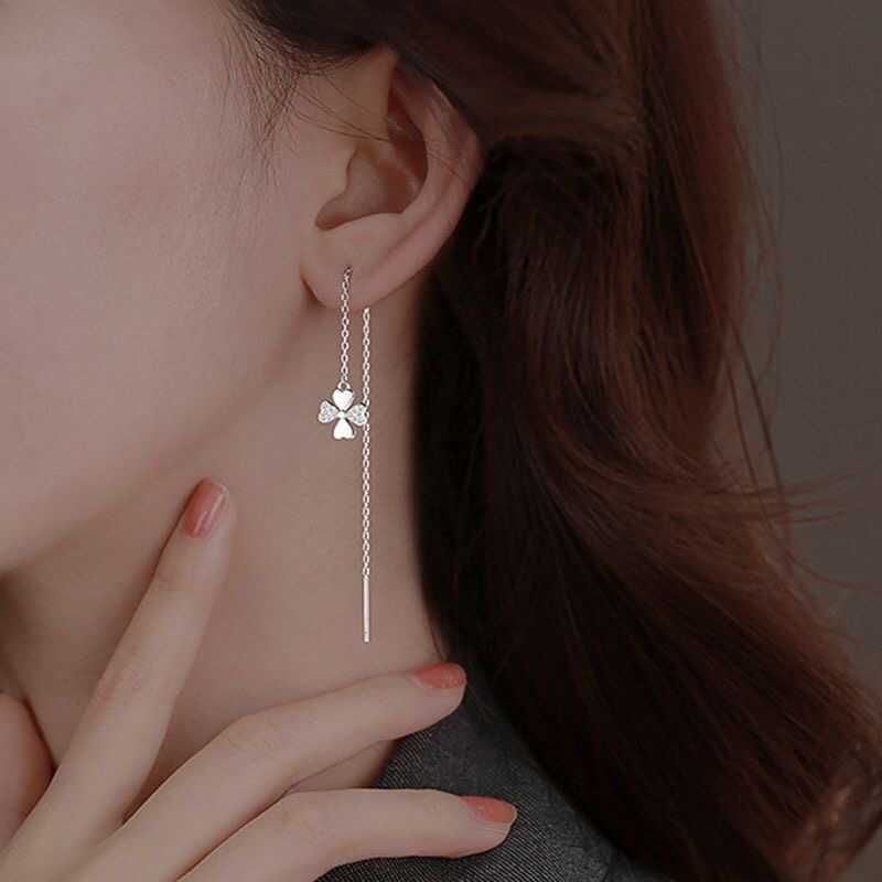 Boucle d'oreille en alliage avec strass Clover