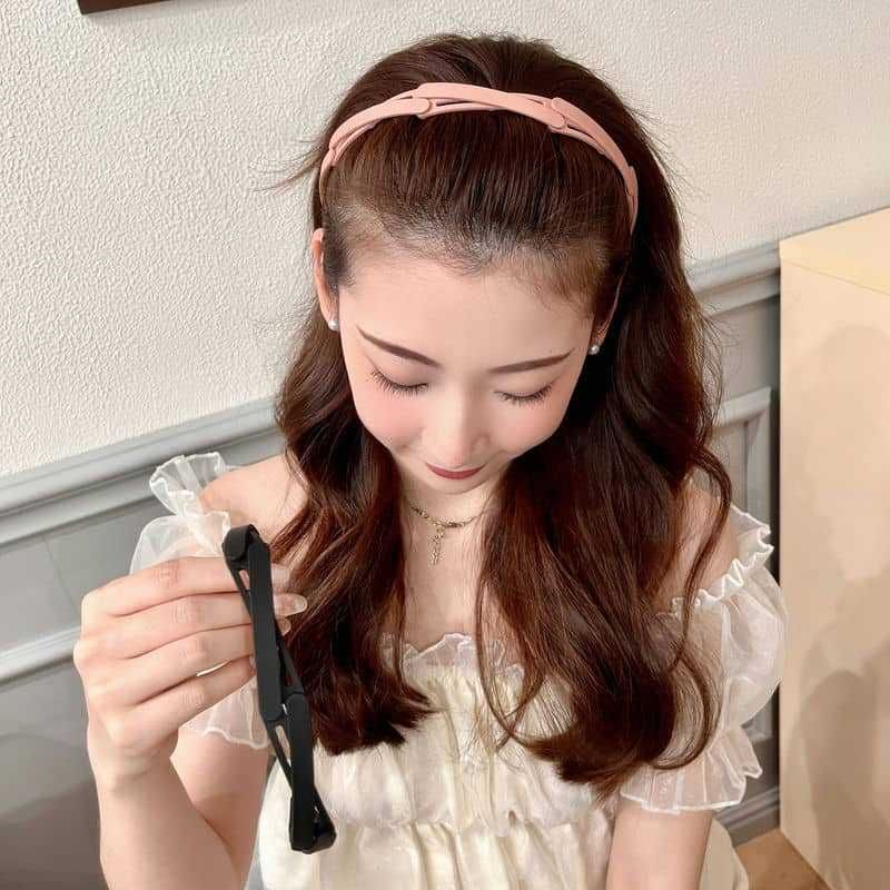 Retractable Pocket Plain Hair Band