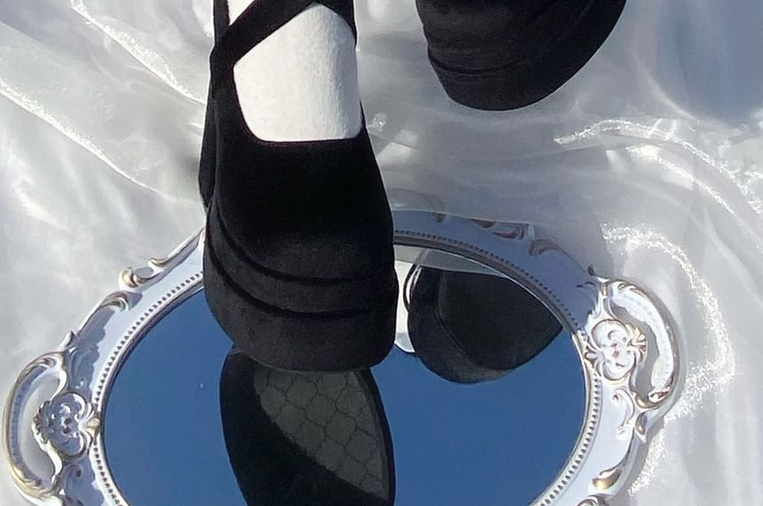 Platform Block Heel Lace Up Sandals