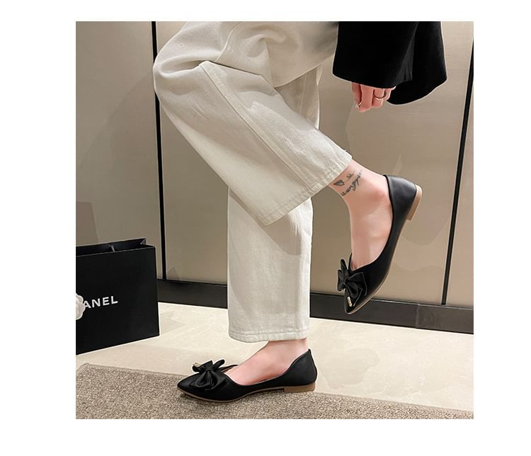 Bow Pointy Flats