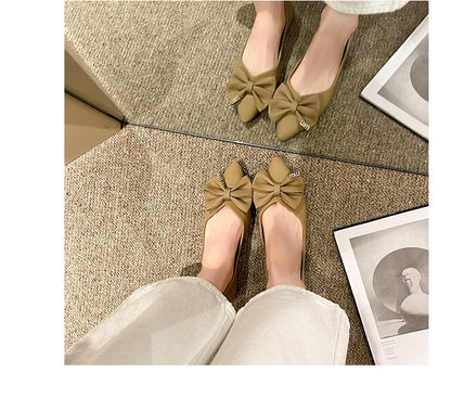 Bow Pointy Flats