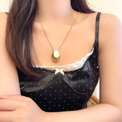 Metal Pendant Necklace