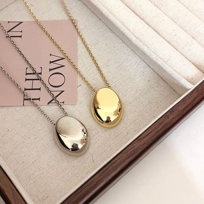 Metal Pendant Necklace