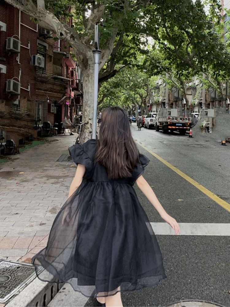 Short-Sleeve Plain Mesh Panel Smock Dress