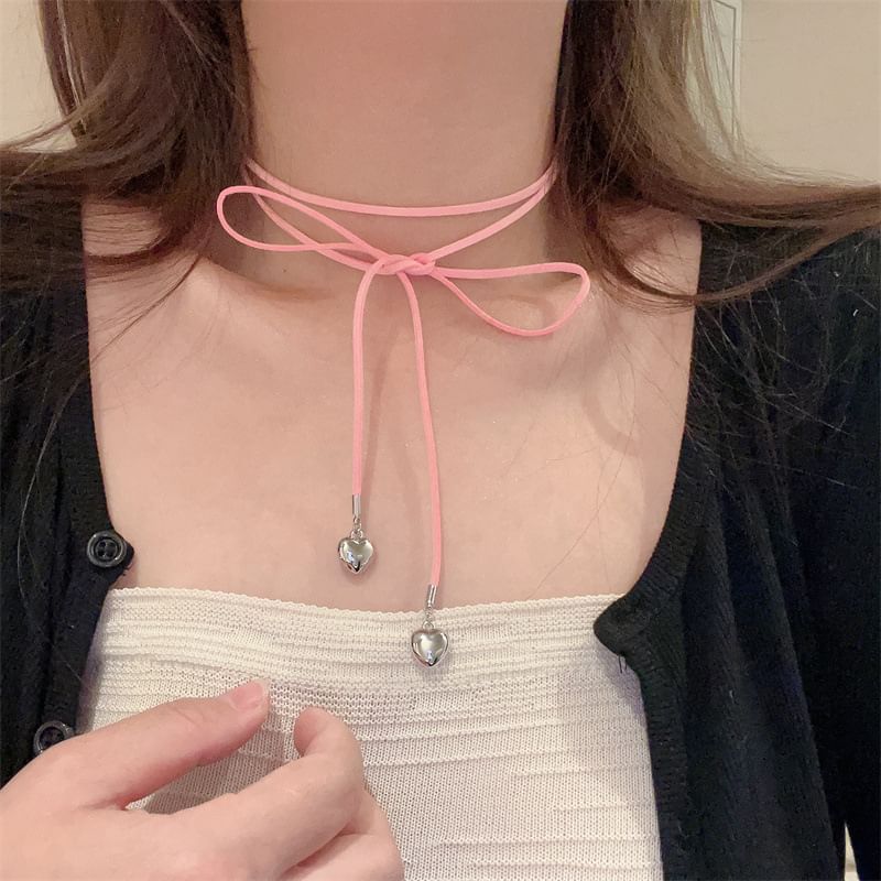 Heart Bow Choker