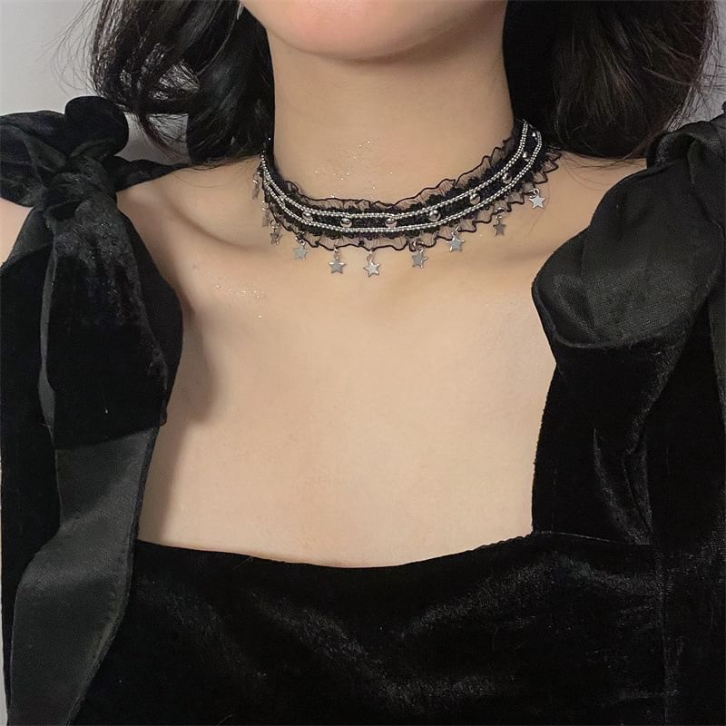 Star Fringed Lace Choker