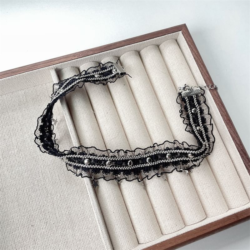 Star Fringed Lace Choker