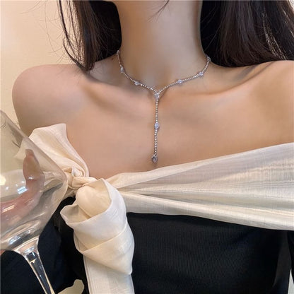 Rhinestone Lariat Necklace