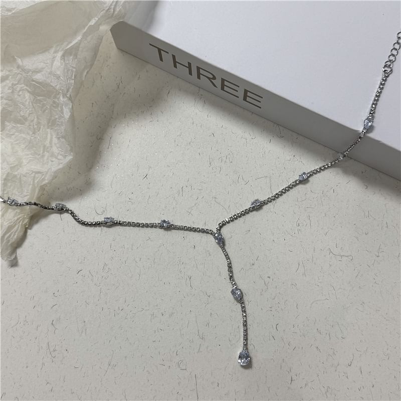 Rhinestone Lariat Necklace