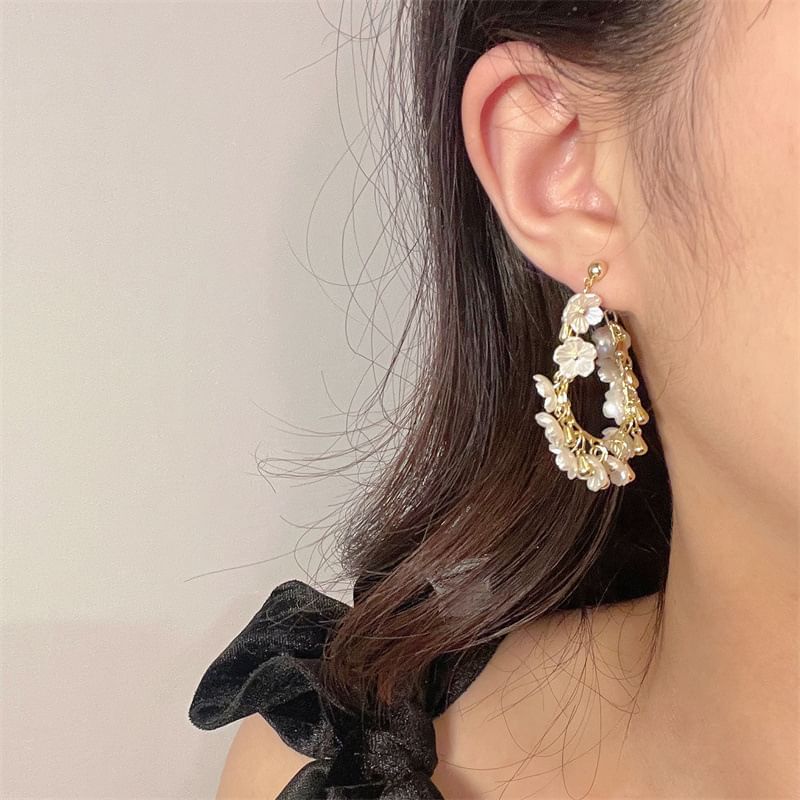 Floral Faux Pearl Fringed Hoop Earring