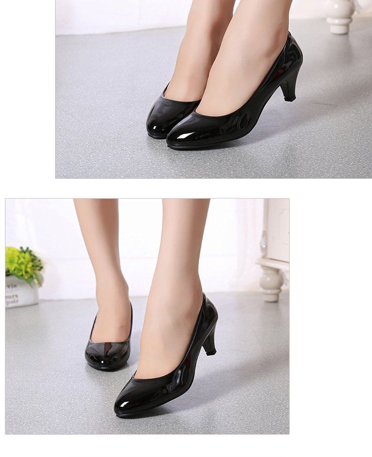 Round Toe Kitten Heel Pumps