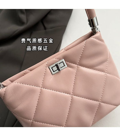 Quilted Twisted Bucket Bag