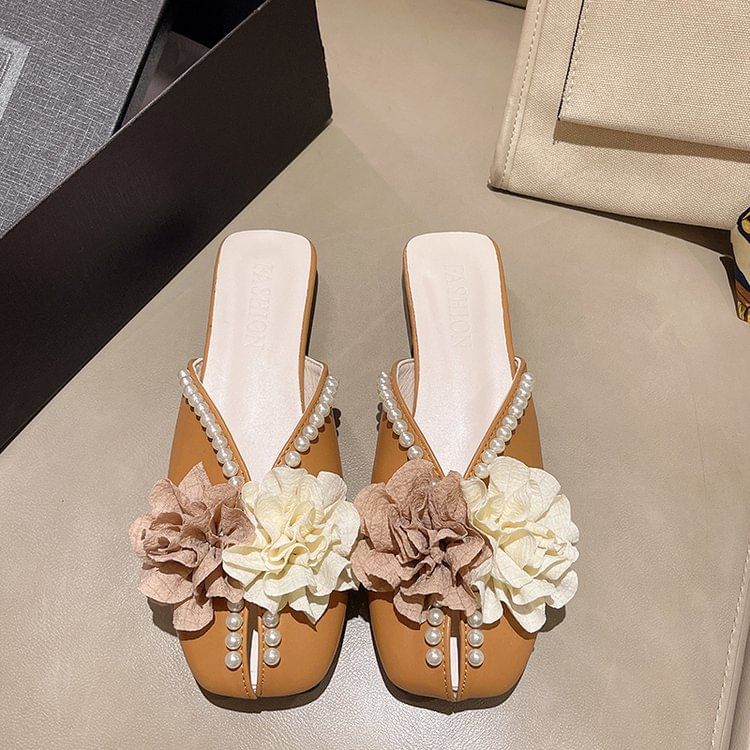 Flower Detail Faux Pearl Mules