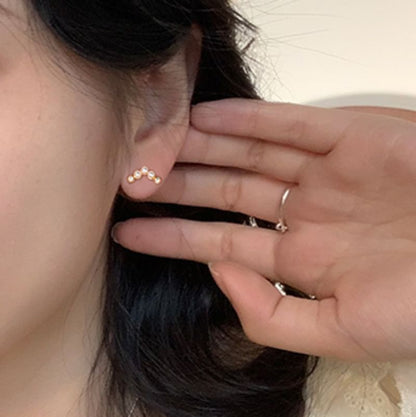 Rhinestone Faux Pearl Ear Stud