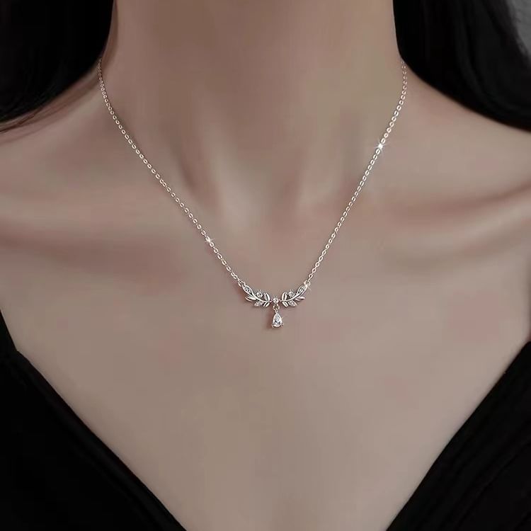 925 Sterling Silver Rhinestone Wheat Necklace