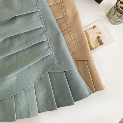 Jupe trapèze plissée unie