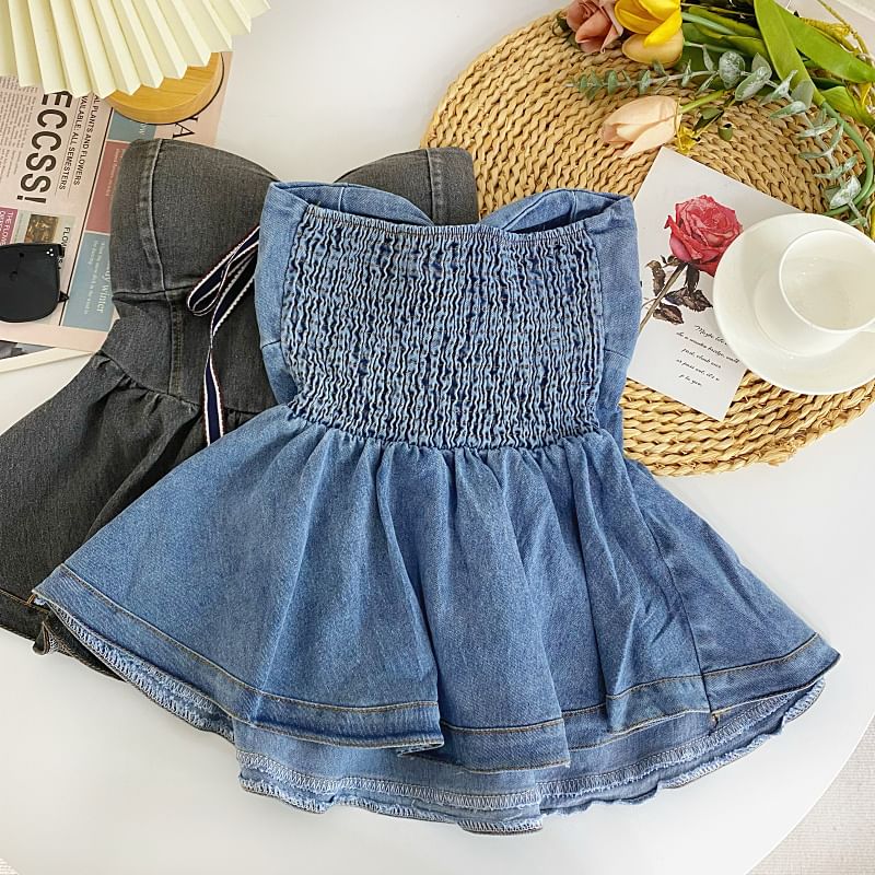 Tube-Top aus gewaschenem Denim mit Schleife und Schößchen