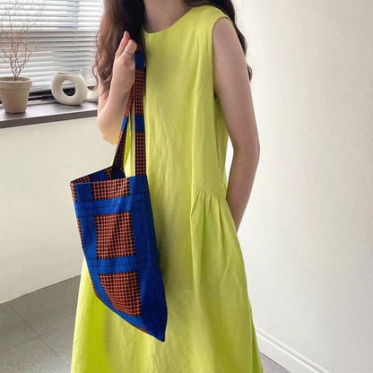 Ärmelloses, schlichtes Midikleid in A-Linie mit Rundhalsausschnitt