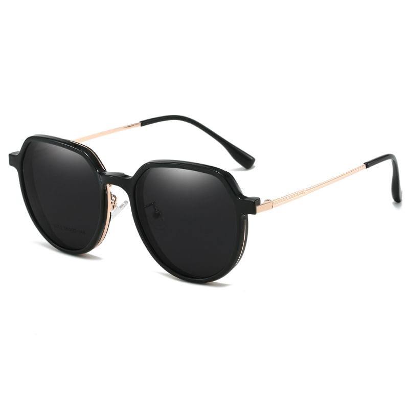 2 in 1 Magnetic Clip On Sunglasses / Eyeglasses (Various Designs)