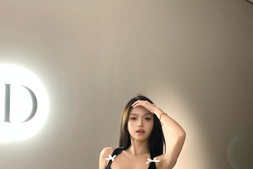 Square Neck Bow Crop Tank Top