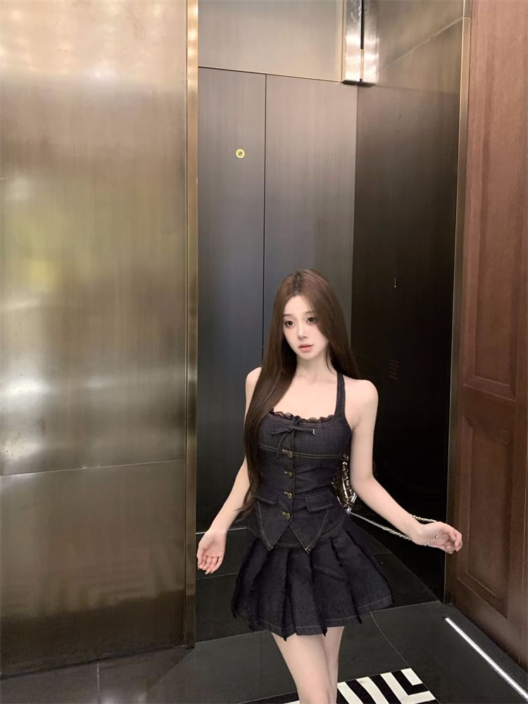 Lace Trim Button-Up Denim Halter Top / Mid Low Rise Pleated Mini A-Line Skirt