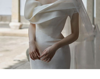 Off Shoulder Trained Trumpet Wedding Gown