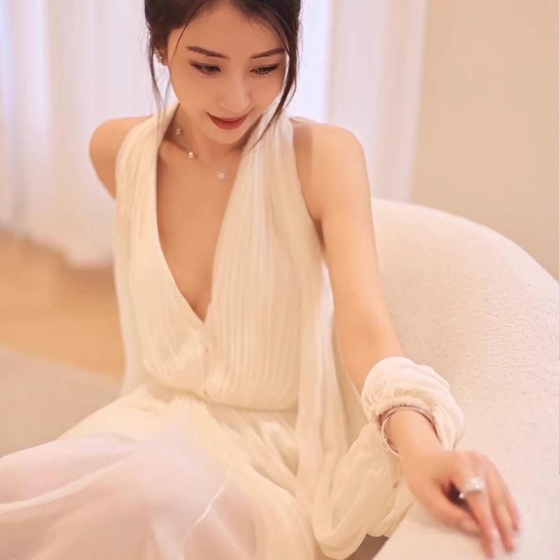 A-Line Wedding Plain V-Neck Gown