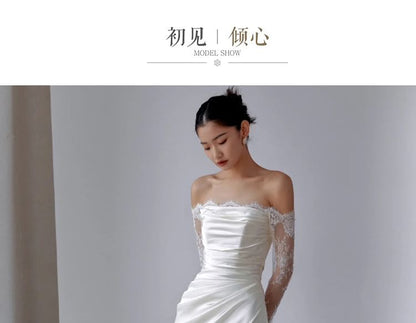 Gown Trained Wedding A-Line Strapless