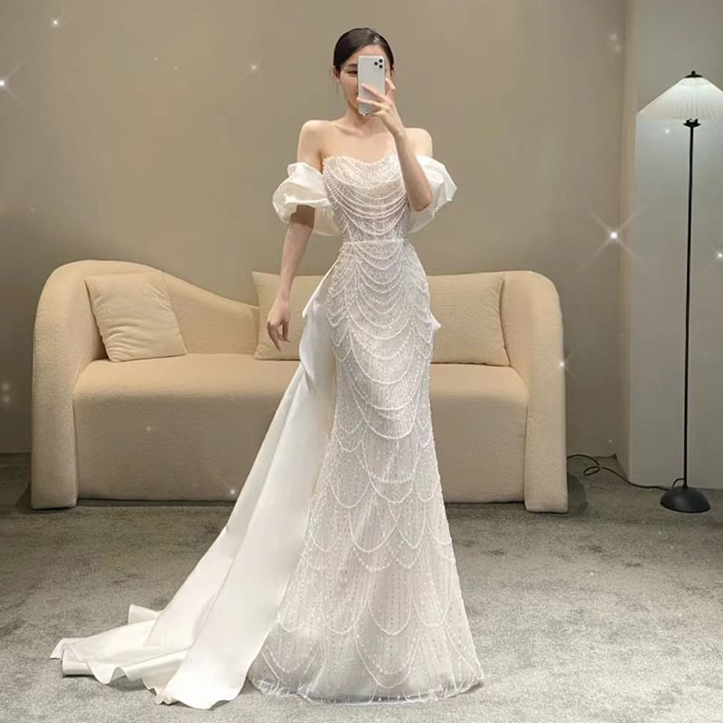 Off A-Line Trained Lace Evening Shoulder Gown