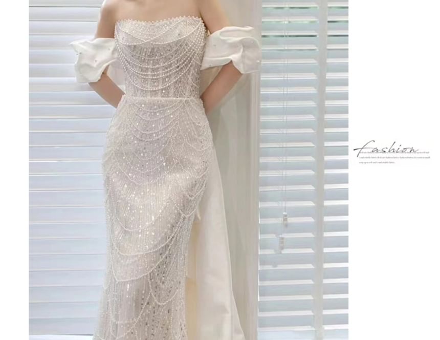 Off A-Line Trained Lace Evening Shoulder Gown
